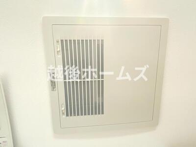 ���̑� �Q�S���ԔM�������C��ƒ��̉��x�Ǝ��x�𒲐��A�N�����K