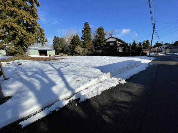 �O�ʓ��H�܂ތ��n�ʐ^ -