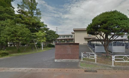 ���ӊ� �y���w�Z�z�V���s���V�Ñ�ܒ��w�Z�F1845m