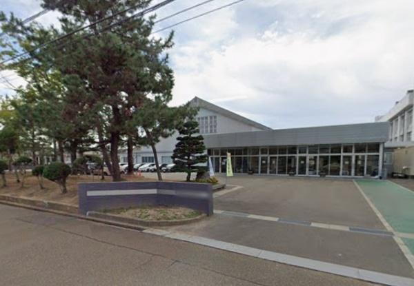 ���ӊ� �y���w�Z�z�����s�������w�Z�F1327m