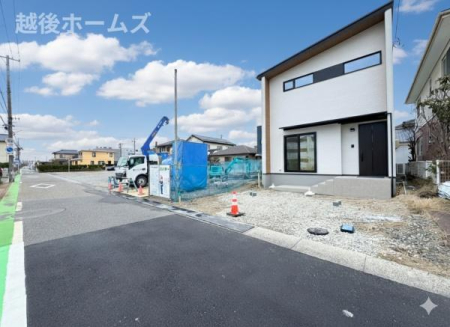 �O�ʓ��H�܂ތ��n�ʐ^ �����̓��������ʕ��E�d�l�ݔ��₨�����̑傫���̔�r�A�ߗׁE���ӊ��⒬���݂ȂǁA�����ł͂킩��Ȃ���񂪂������񂠂�܂��B���񌻒n�ɂĂ��m�F���������B