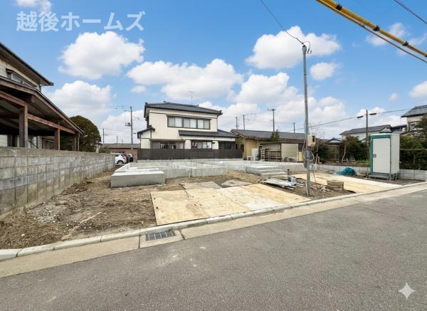 �O�ʓ��H�܂ތ��n�ʐ^ �����̓��������ʕ��E�d�l�ݔ��₨�����̑傫���̔�r�A�ߗׁE���ӊ��⒬���݂ȂǁA�����ł͂킩��Ȃ���񂪂������񂠂�܂��B���񌻒n�ɂĂ��m�F���������B