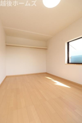 �m�� �V���v���ȗm���Ȃ̂ŉƋ�Ȃǂ̃C���e���A�Ƃ��}�b�`���Ă�����ꊴ���o���₷���A�g�̉��̐��������₷���ł��ˁ�