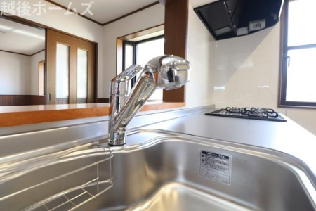 ���̑� �֌��̐�[�ɏ򐅊������B�ꏊ���Ƃ�Ȃ�����I�ȏ򐅊�ł��B�܂��A�򐅊킲�ƃz�[�X�������o���܂��B�J�[�g���b�W�������ȒP�B