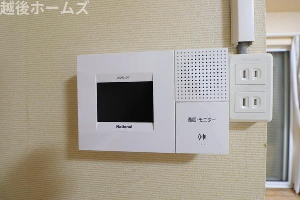 ���̑� �h�Ƒ΍�ɗD�ꂽTV���j�^�[�t���C���^�[�z���ŗ��q�҂̊m�F���ł��܂��B