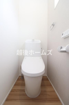 �g�C�� �y���Ў{�H����z���������E���K�ȉ��������g�C��
