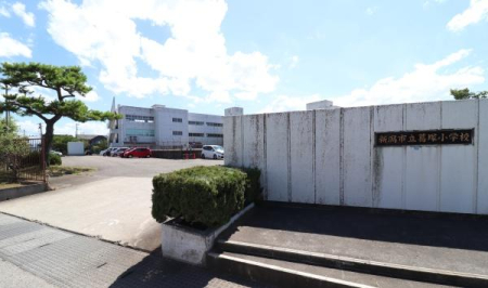 ���ӊ� �y���w�Z�z�V���s�����ˏ��w�Z�F1519m