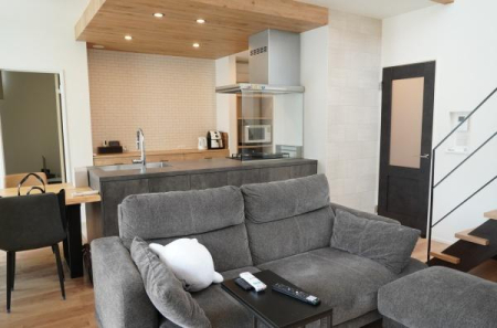 ���r���O -