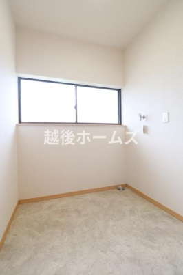 ���̑����� ���ʎ��ׂ̗ɕ֗��ȓƗ��E�ߎ�