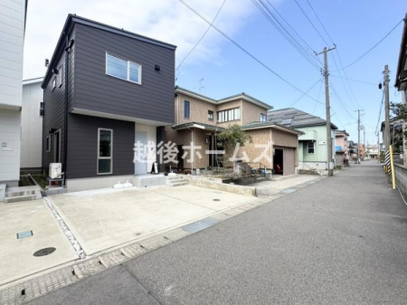 �O�ʓ��H�܂ތ��n�ʐ^ �����̓��������ʕ��E�d�l�ݔ��₨�����̑傫���̔�r�A�ߗׁE���ӊ��⒬���݂ȂǁA�����ł͂킩��Ȃ���񂪂������񂠂�܂��B���񌻒n�ɂĂ��m�F���������B