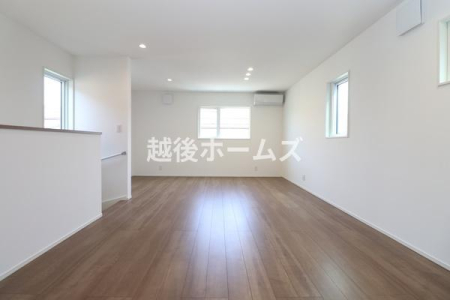 ���r���O �Ƒ��c���̎��Ԃ��߂�����L�X�������r���O�_�C�j���O��