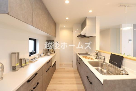 �L�b�`�� �L�b�`�����ɂ͎��[�I�����I
�H�킾���łȂ��A���p�i�Ȃǂ̃X�g�b�N�̎��[�ɂ��ƂĂ��֗��ł�