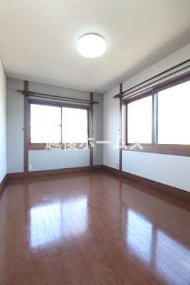 �m�� �e�m���͂Q�ʍ̌��݌v�A��������⊷�C�ɂ��z��������ԂɂȂ��Ă��܂��B