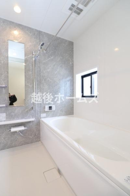 ���� �y���Ў{�H����z�P�؃^�C�v�̍L�X���j�b�g�o�X�ł��I
���������g�[�@��W�������A�P�N�����K�ɉ߂����闁���ł�