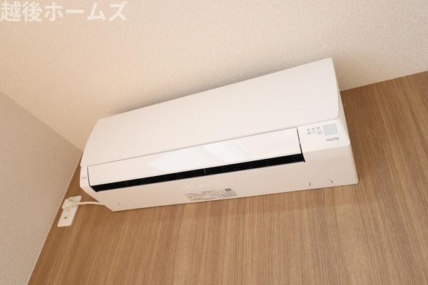 ���̑� �G�A�R��