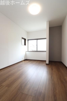 �m�� �V���v���ȗm���Ȃ̂ŉƋ�Ȃǂ̃C���e���A�Ƃ��}�b�`���Ă�����ꊴ���o���₷���A�g�̉��̐��������₷���ł��ˁ�