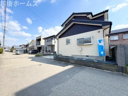 �O�ʓ��H�܂ތ��n�ʐ^ �����̓��������ʕ��E�d�l�ݔ��₨�����̑傫���̔�r�A�ߗׁE���ӊ��⒬���݂ȂǁA�����ł͂킩��Ȃ���񂪂������񂠂�܂��B���񌻒n�ɂĂ��m�F���������B