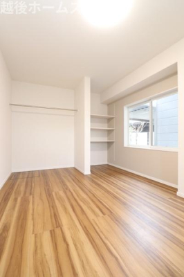 �m�� �V���v���ȗm���Ȃ̂ŉƋ�Ȃǂ̃C���e���A�Ƃ��}�b�`���Ă�����ꊴ���o���₷���A�g�̉��̐��������₷���ł��ˁ�