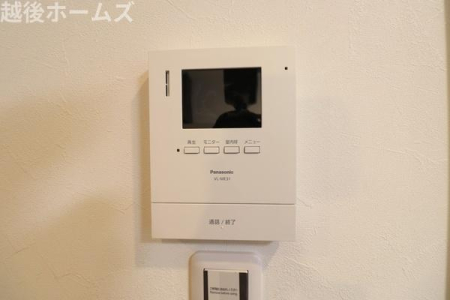 ���̑� �h�Ƒ΍�ɗD�ꂽTV���j�^�[�t���C���^�[�z���ŗ��q�҂̊m�F���ł��܂��B