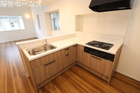 �L�b�`�� �L�b�`���͎g���₷���V�X�e���L�b�`���ł��B
�򐅊��̌^�̐������W���������Ă��܂��B