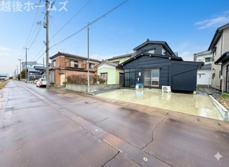 �O�ʓ��H�܂ތ��n�ʐ^ �����̓��������ʕ��E�d�l�ݔ��₨�����̑傫���̔�r�A�ߗׁE���ӊ��⒬���݂ȂǁA�����ł͂킩��Ȃ���񂪂������񂠂�܂��B���񌻒n�ɂĂ��m�F���������B