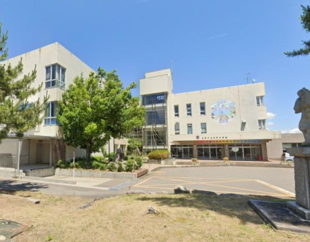 ���ӊ� �y���w�Z�z�����s���������w�Z�F1282m