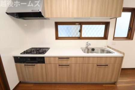 �L�b�`�� �L�b�`���͎g���₷���V�X�e���L�b�`���ł��B
�򐅊��̌^�̐������W���������Ă��܂��B