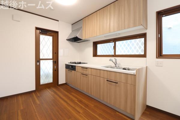 �L�b�`�� ��Ƃ肠��݌v�ɂȂ��Ă���܂��I