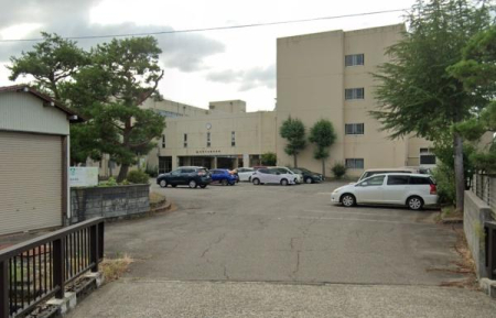 ���ӊ� �y���w�Z�z�����s���쒆�w�Z�F1352m