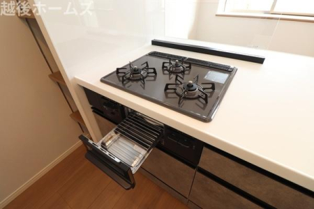 ���̑� �R���S�Ăɉ��x�Z���T�[���t���A�ЖʏĂ��O���������ڂ��Ĉ��S�ŋ@�\�I�ȃK�X�R�����ł��B