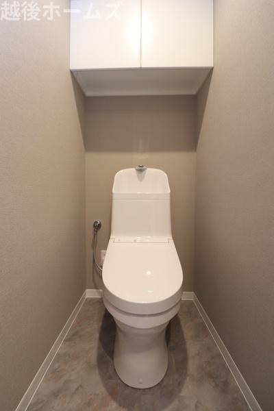 �g�C�� �y���Ў{�H����z���������E���K�ȉ��������g�C��
