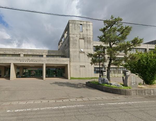 ���ӊ� �y���w�Z�z�����s�������w�Z�F1011m