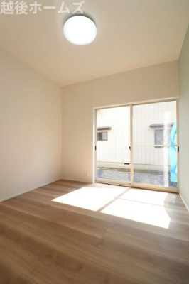 �m�� �V���v���ȗm���Ȃ̂ŉƋ�Ȃǂ̃C���e���A�Ƃ��}�b�`���Ă�����ꊴ���o���₷���A�g�̉��̐��������₷���ł��ˁ�