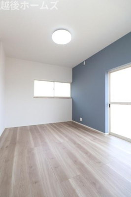 �m�� �e�m���͂Q�ʍ̌��݌v�A��������⊷�C�ɂ��z��������ԂɂȂ��Ă��܂��B