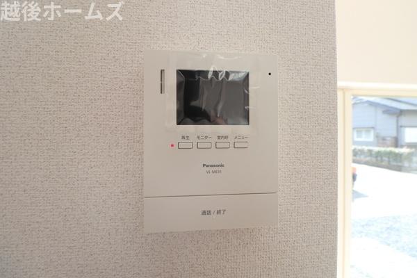 ���̑� �h�Ƒ΍�ɗD�ꂽTV���j�^�[�t���C���^�[�z���ŗ��q�҂̊m�F���ł��܂��B