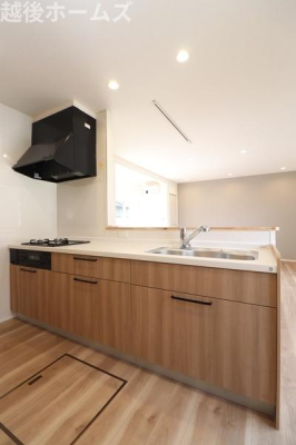 �L�b�`�� �R���^�C�v�̃V�X�e���L�b�`���͎��[���L�x�I
�����̂��|�������₷���݌v�ɂȂ��Ă��܂�