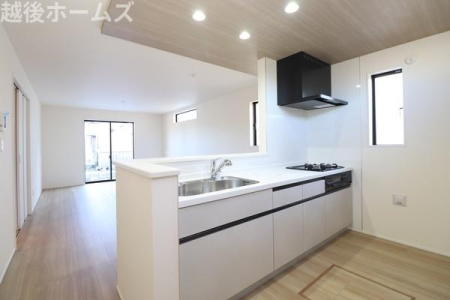 �L�b�`�� �y���Ў{�H��z���r���O�S�̂����n����J�E���^�[�L�b�`���􏬂������q�l�����Ă����S�ł��ˁ�