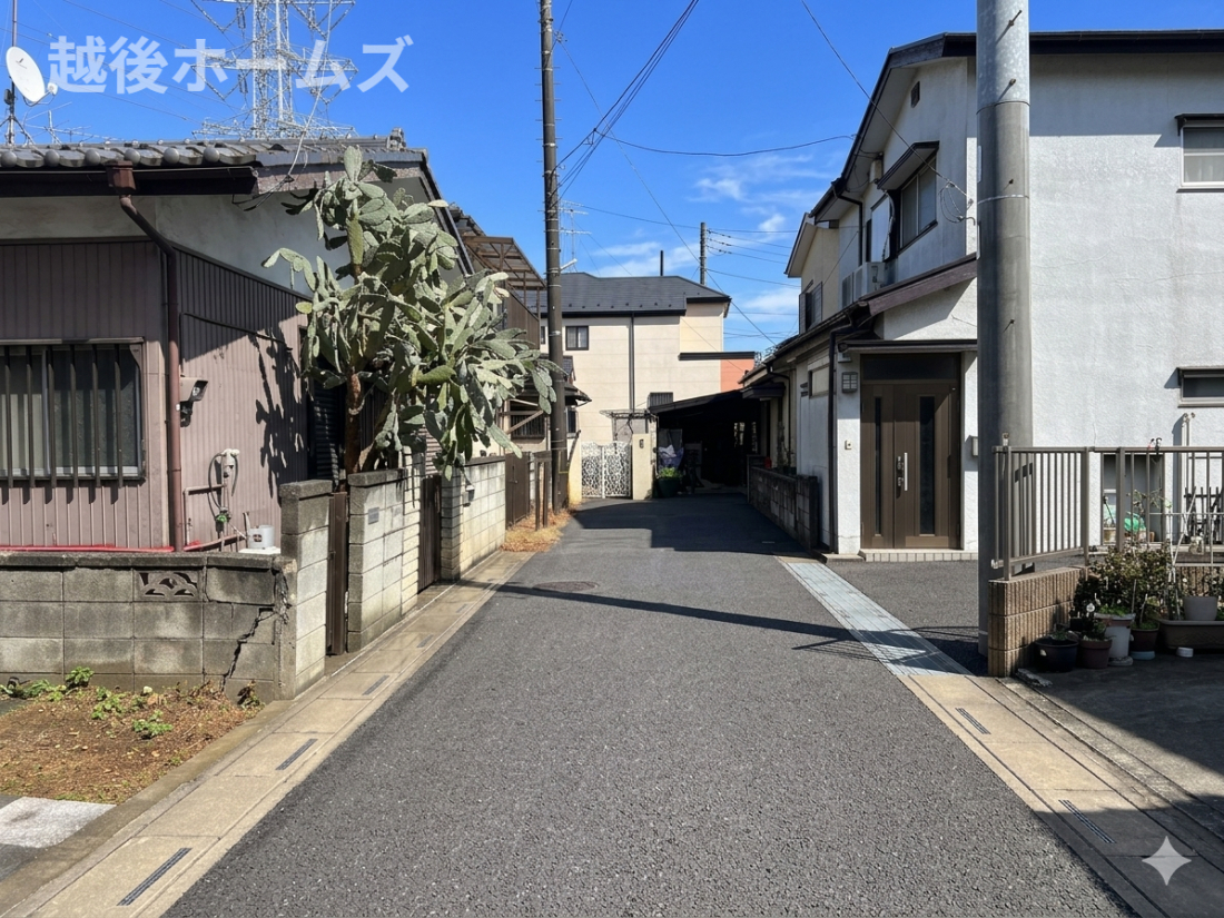 �O�ʓ��H�܂ތ��n�ʐ^ -