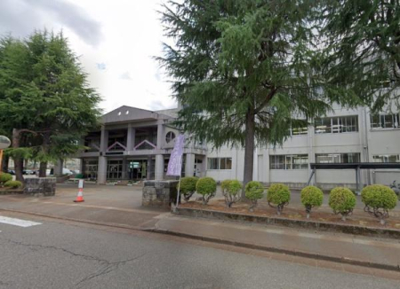 ���ӊ� �y���w�Z�z�����s�����g���w�Z�F397m