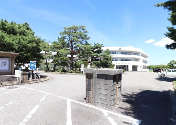 ���ӊ� �y���w�Z�z�V���c�s���O�P�֏��w�Z�F703m