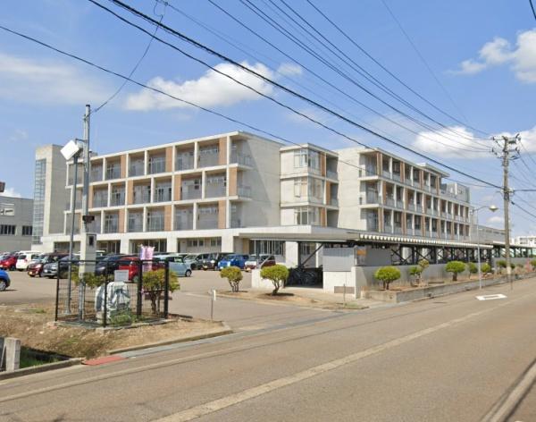 ���ӊ� �y���w�Z�z�����s���{�����w�Z�F1728m