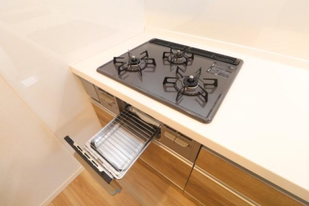 ���̑� �R���S�Ăɉ��x�Z���T�[���t���A�ЖʏĂ��O���������ڂ��Ĉ��S�ŋ@�\�I�ȃK�X�R�����ł��B