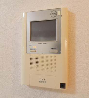 ���̑� �h�Ƒ΍�ɗD�ꂽTV���j�^�[�t���C���^�[�z���ŗ��q�҂̊m�F���ł��܂��B