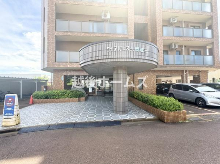 �G���g�����X -