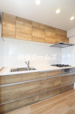 �L�b�`�� �y���Ў{�H��z�R���^�C�v�̃V�X�e���L�b�`���͎��[���L�x�I
�����̂��|�������₷���݌v�ɂȂ��Ă��܂�