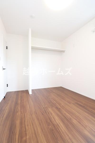 �m�� �y���Ў{�H��z�S���ɃN���[�[�b�g�����A���[���L�x�Ŏg���₷���Ԏ��ɂȂ��Ă��܂�