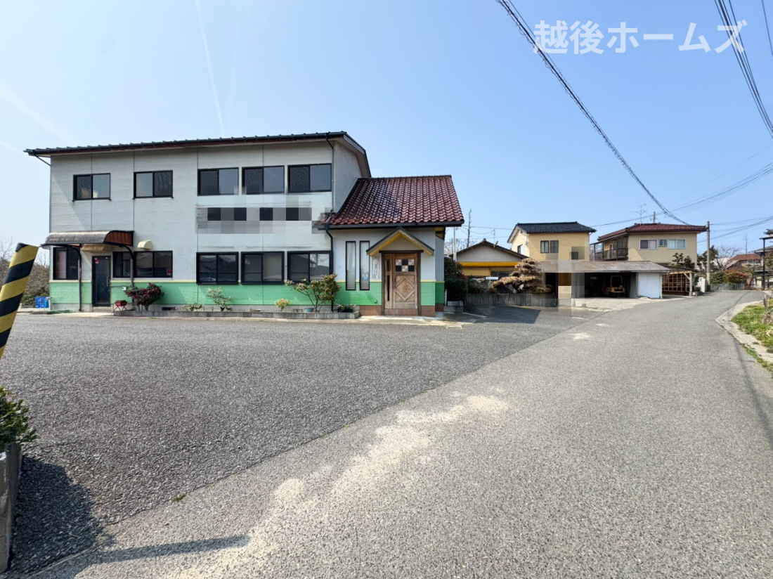 �O�ʓ��H�܂ތ��n�ʐ^ -