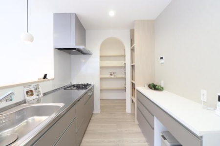 �L�b�`�� �L�b�`�����ɂ͎��[�I�����I
�H�킾���łȂ��A���p�i�Ȃǂ̃X�g�b�N�̎��[�ɂ��ƂĂ��֗��ł�