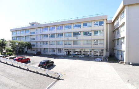 ���ӊ� �y���w�Z�z�V���s���^�����w�Z�F1292m