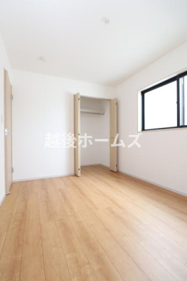 �m�� �y���Ў{�H��z�S���ɃN���[�[�b�g�����A���[���L�x�Ŏg���₷���Ԏ��ɂȂ��Ă��܂�